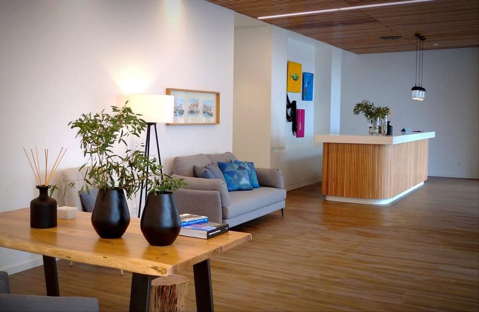 Lobby or reception, Seating area
