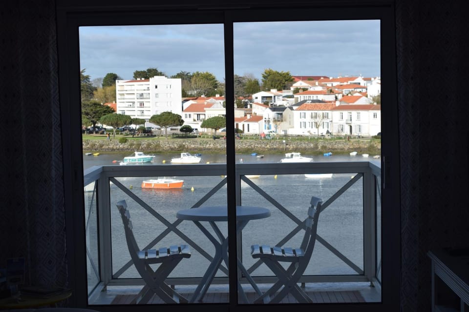 View (from property/room), Balcony/Terrace