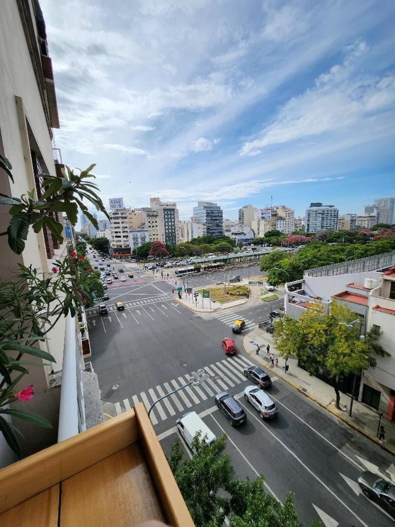 Balcony/Terrace, City view