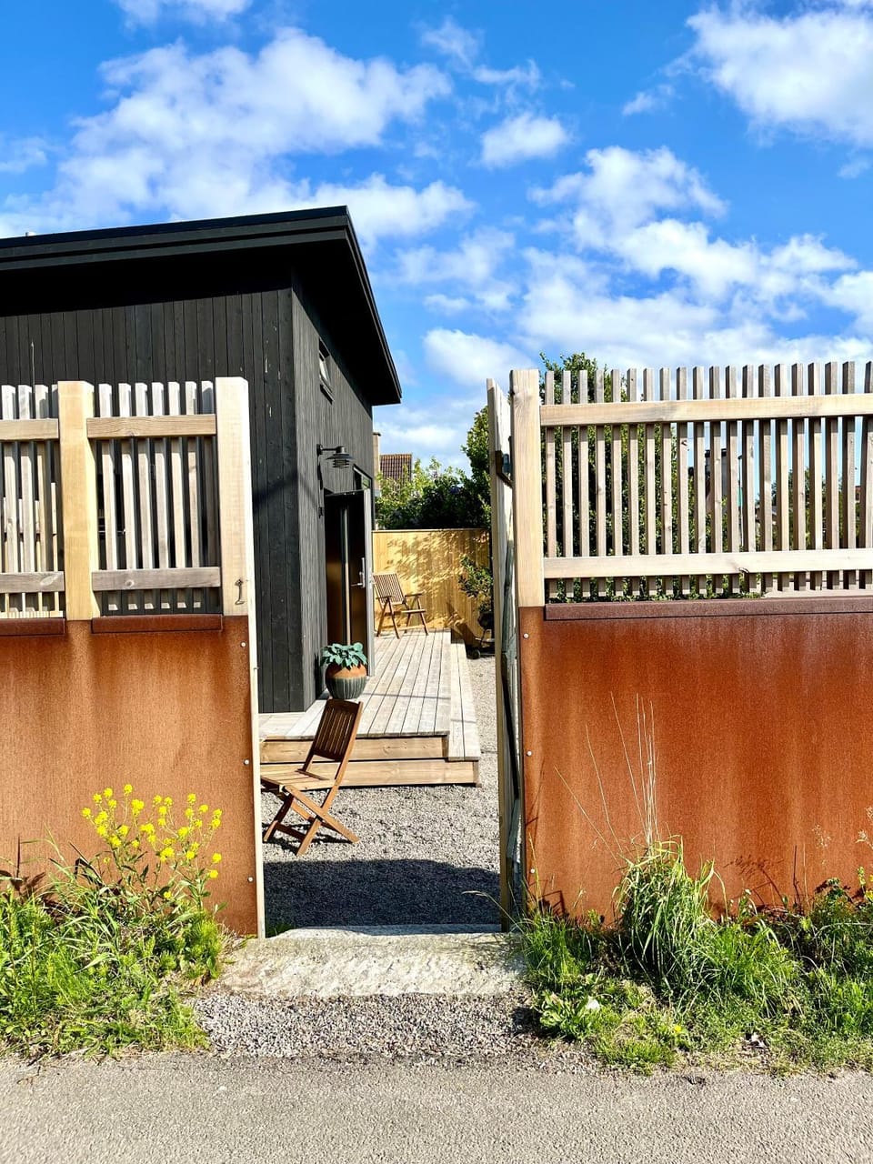 Property building, Facade/entrance