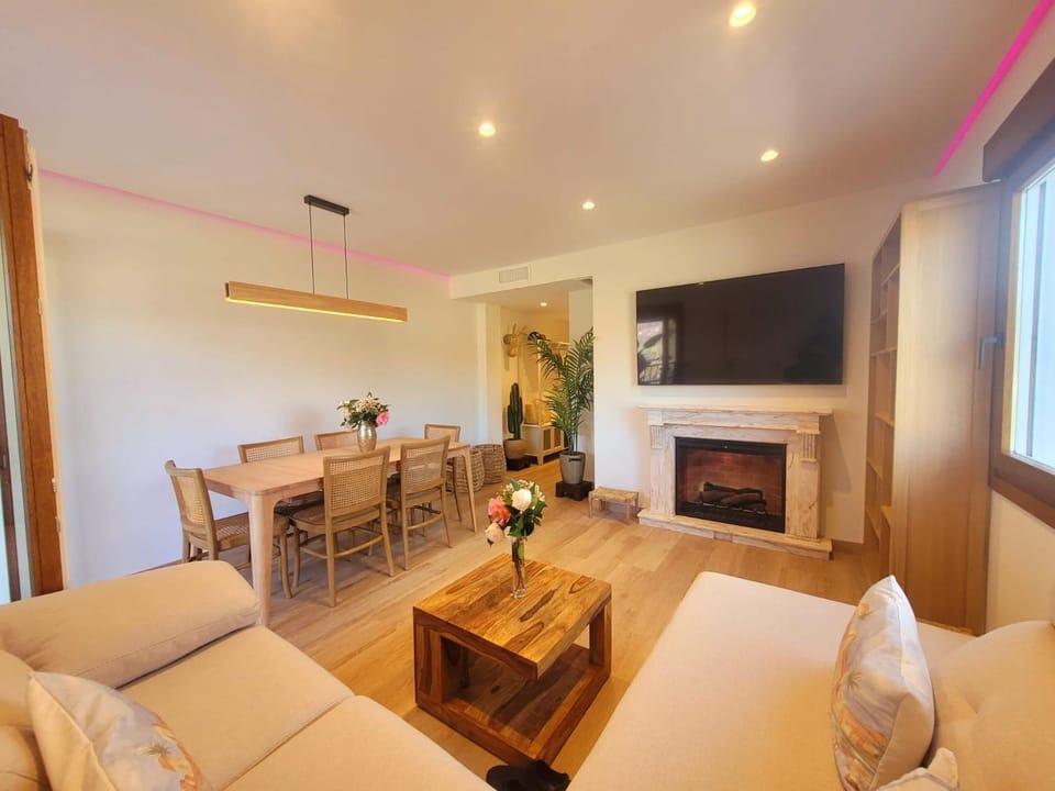 Living room, Dining area, flat iron, air conditioner