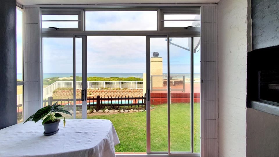 Patio, Patio, Nearby landmark, BBQ facilities, BBQ facilities, Garden, Balcony/Terrace, Dining area, Beach, Beach, Sea view, Sea view, Swimming pool, hair dresser