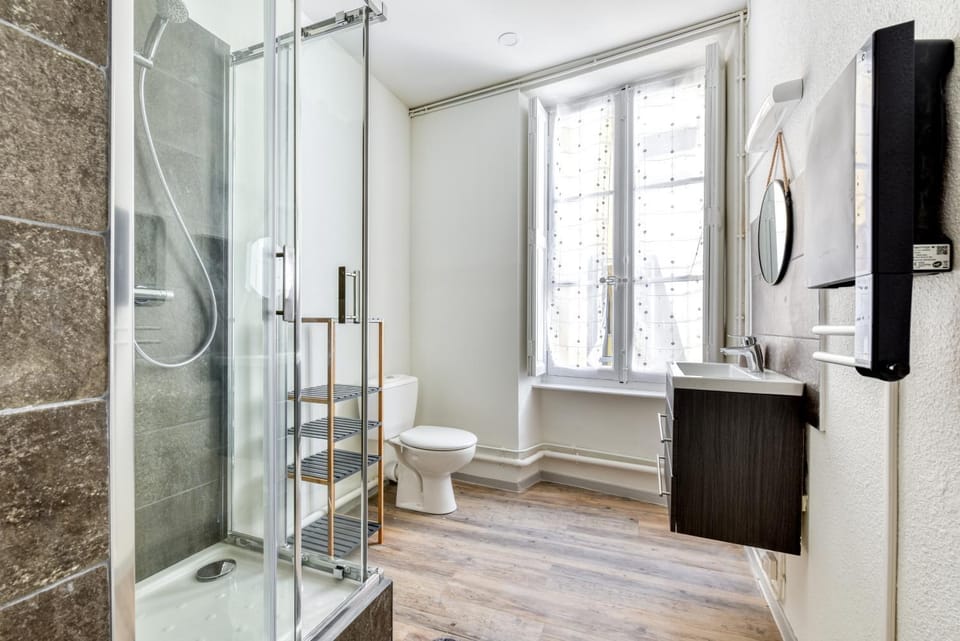 Shower, Bathroom, heating