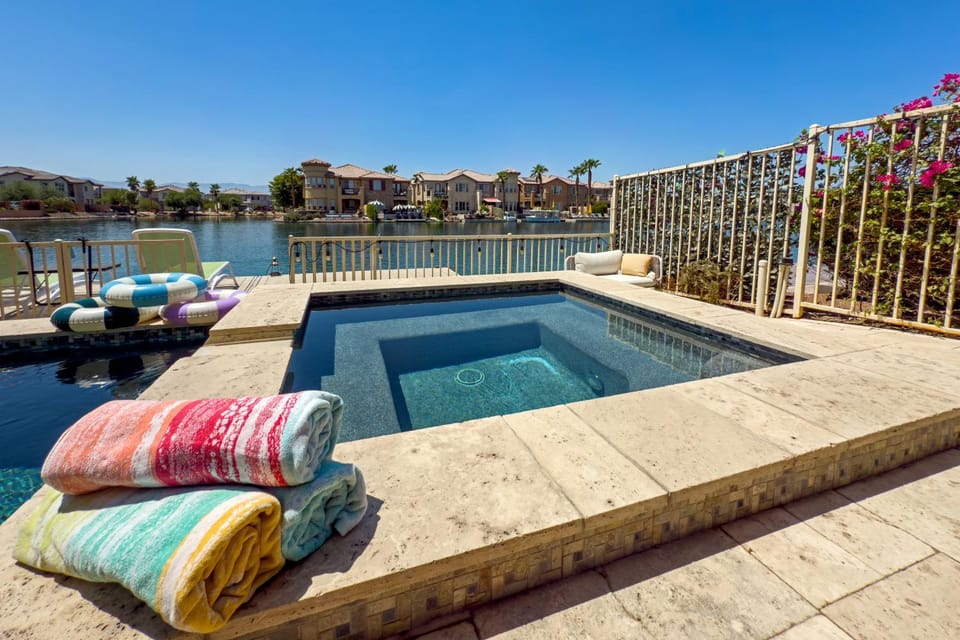 View (from property/room), Lake view, Swimming pool, towels