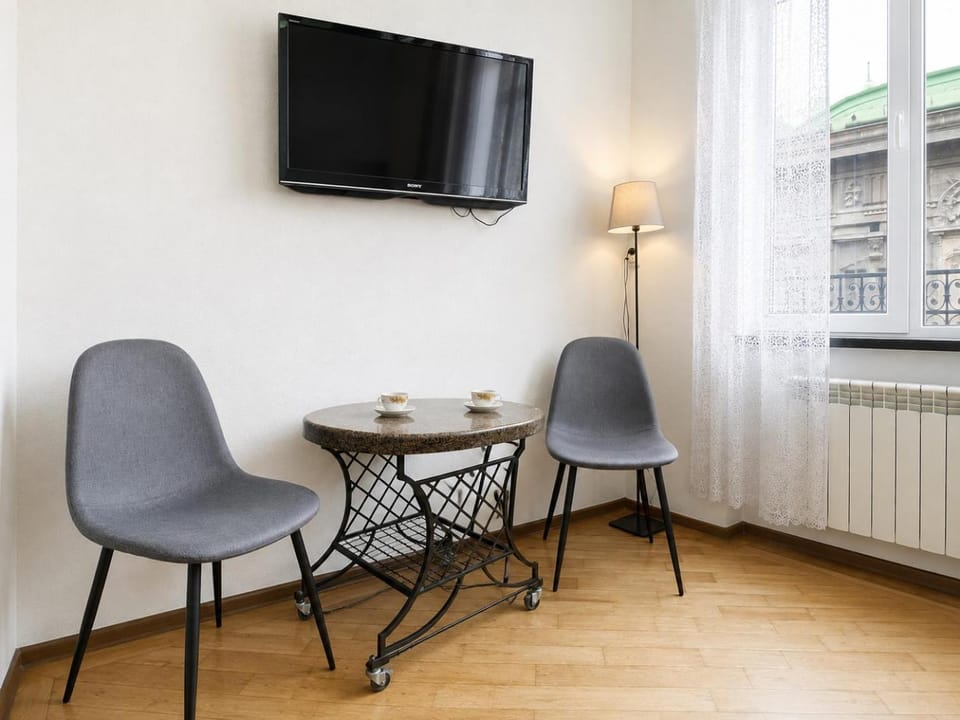 TV and multimedia, Kitchen or kitchenette, Dining area
