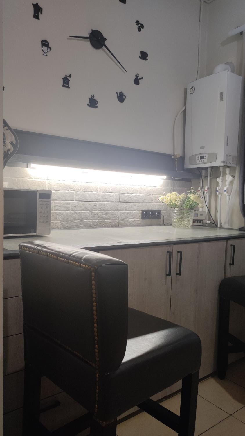 Kitchen or kitchenette, Dining area, minibar