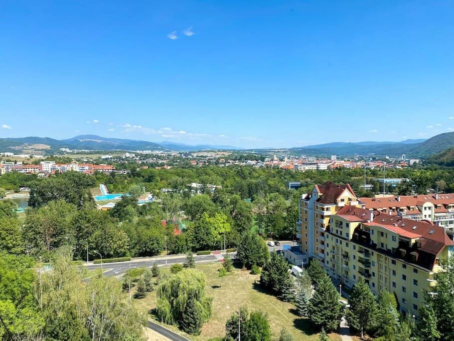 Neighbourhood, Natural landscape, City view, Mountain view