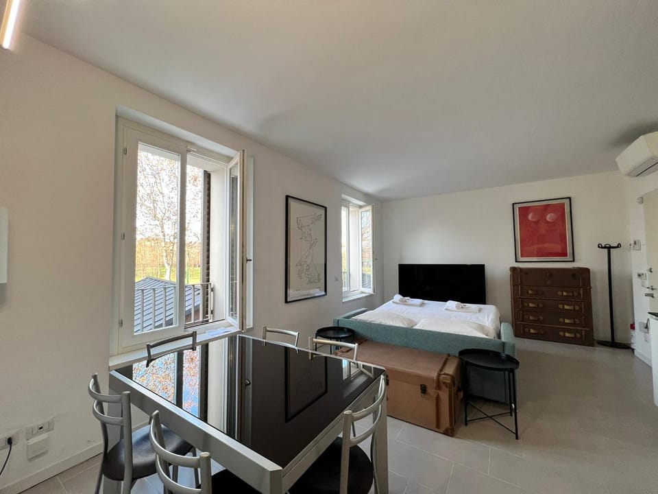 Photo of the whole room, Seating area, Bedroom, internet, air conditioner