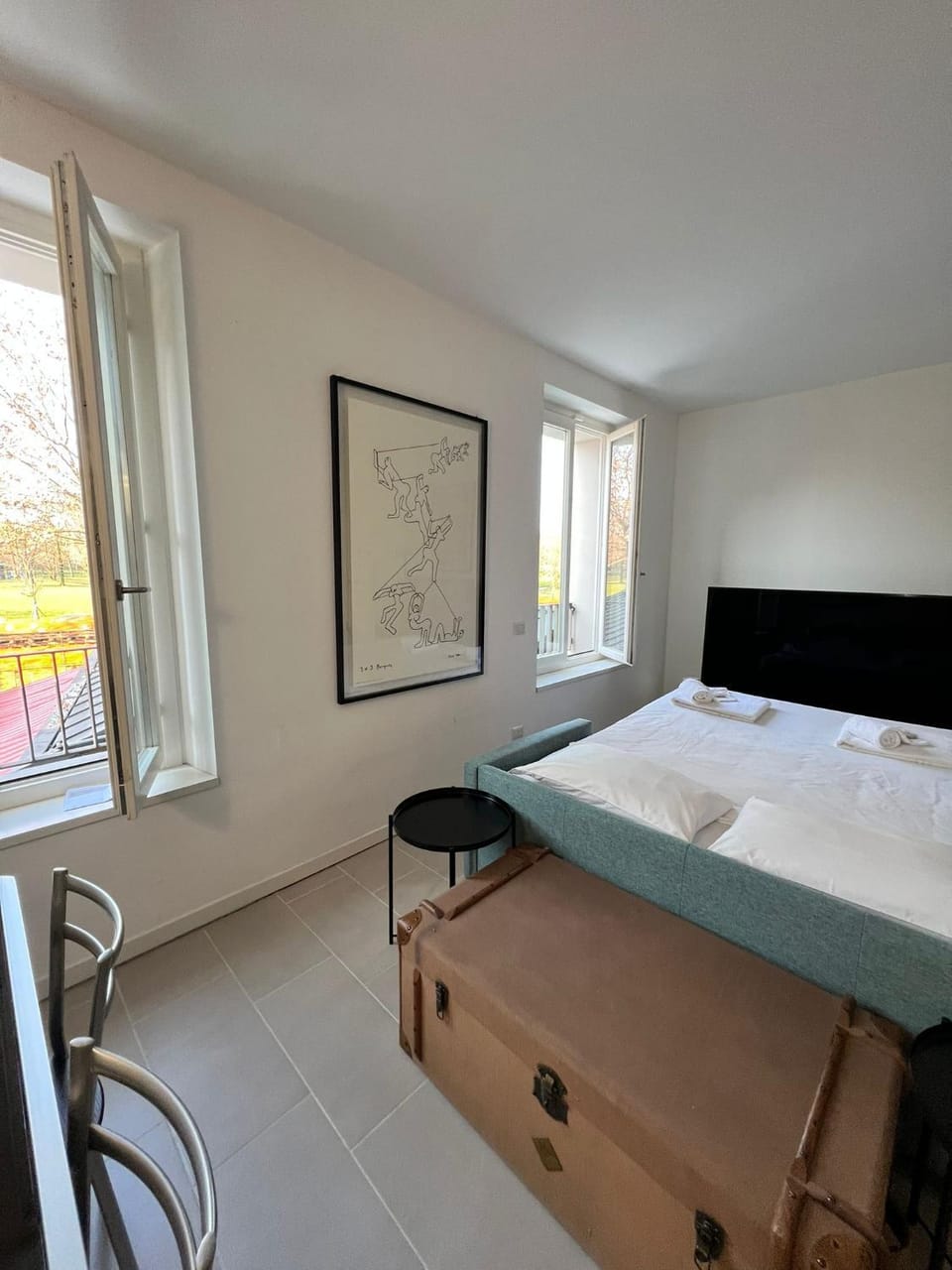 Bed, Photo of the whole room