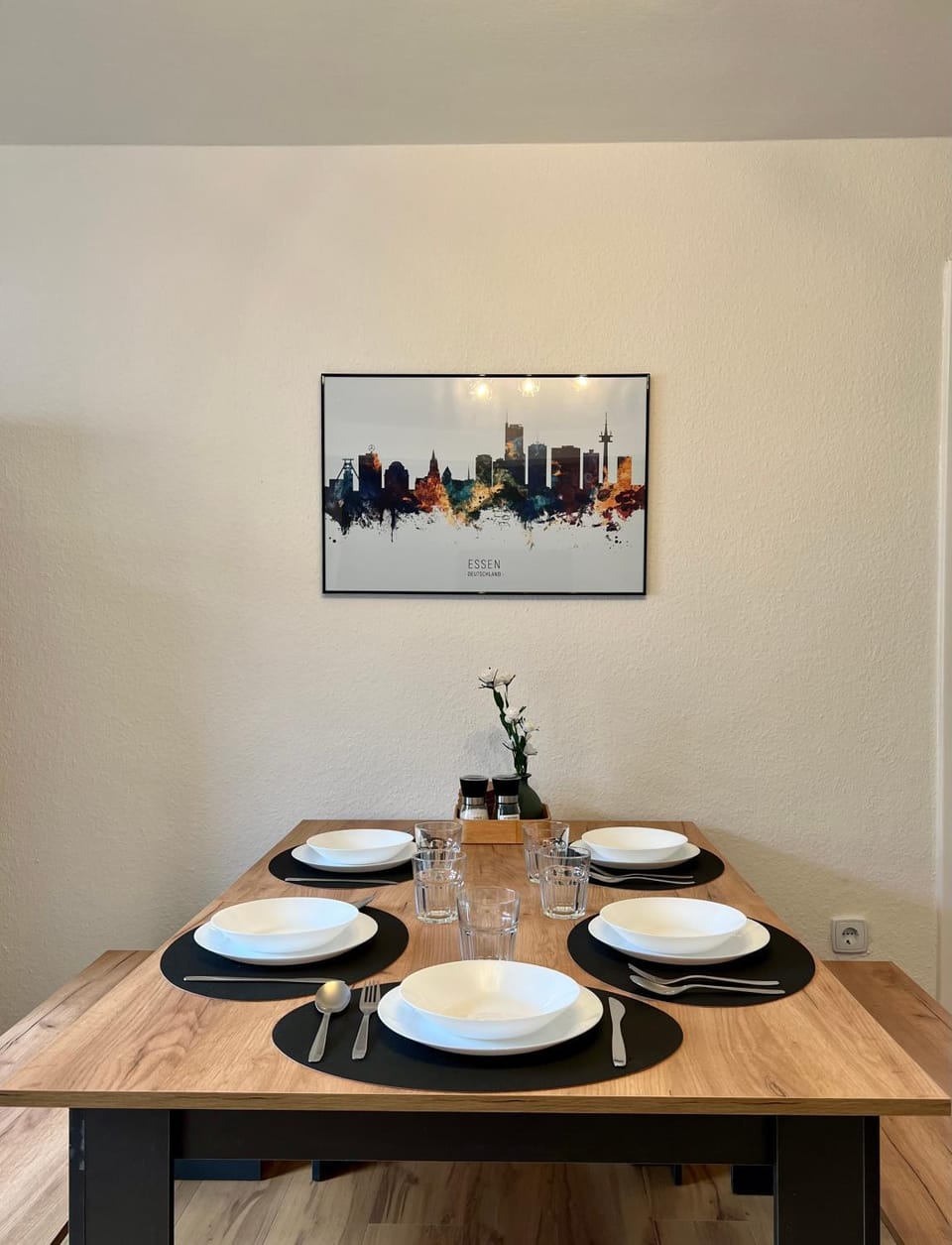 Food and drinks, Decorative detail, Dining area, Food