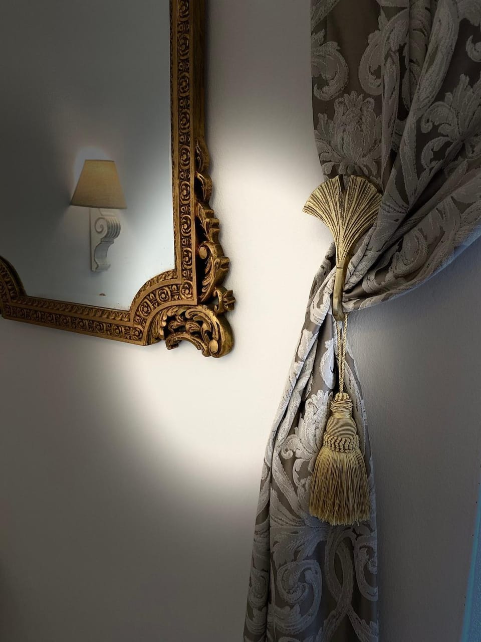 Decorative detail