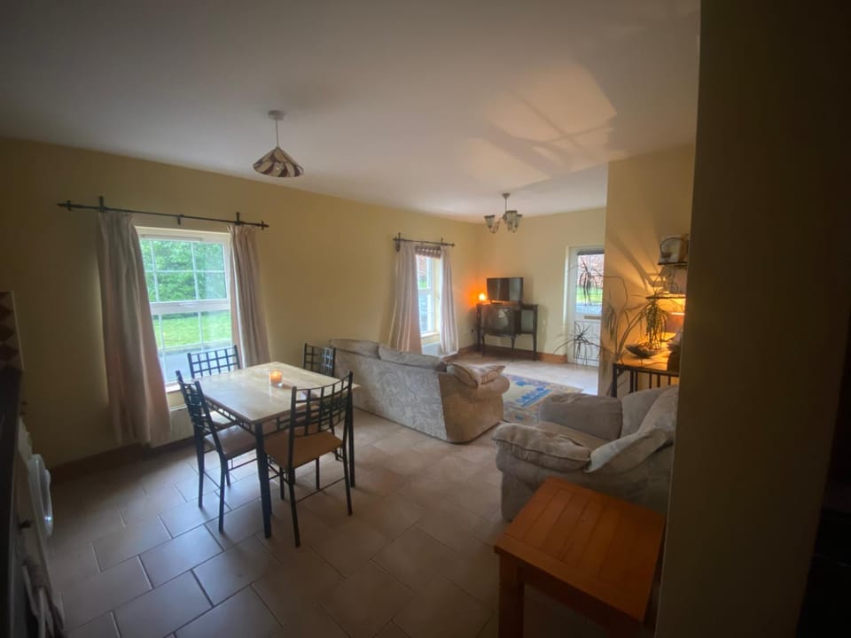 Dromkeal View Apartment Apartment in County Kerry