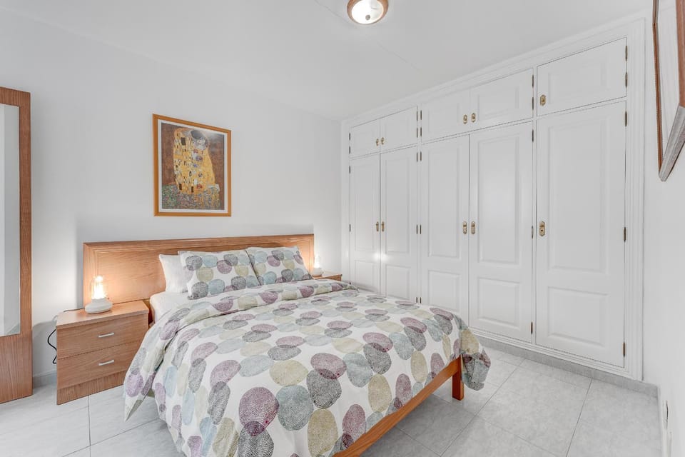 Bed, Bedroom, wardrobe
