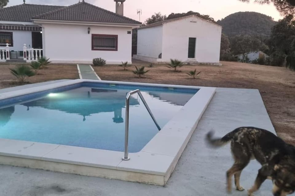 CHALET con ENCANTO en SIERRA CORDOBESA. WIFI House in Andalusia