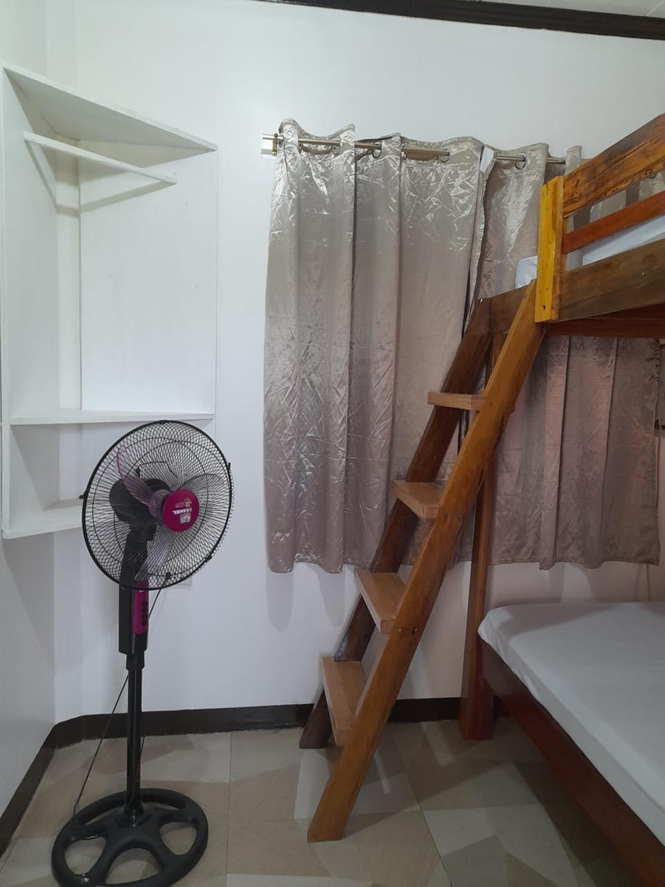 Panawan Guest House 1 Bed and Breakfast in General Luna