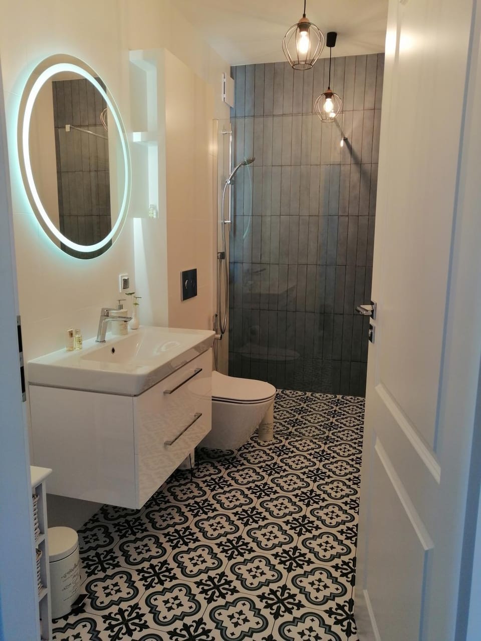 Shower, Toilet, Bathroom