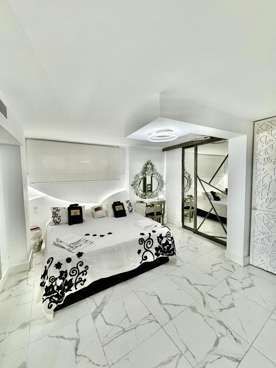 ESPECTACULAR Hogar en la playa MARBELLA Apartment in Marbella