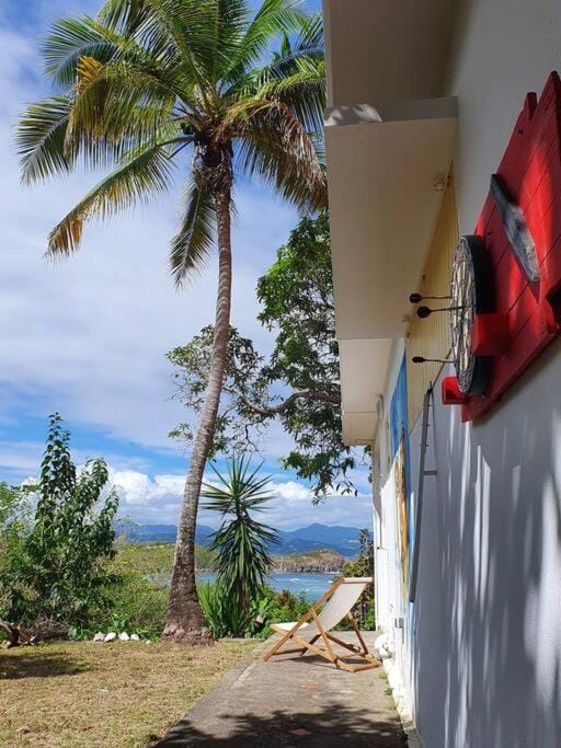 Game Room, Sea view