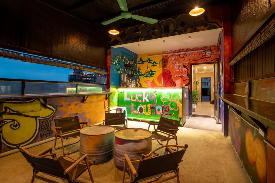 Restaurant/places to eat, View (from property/room), Balcony/Terrace, Lounge or bar
