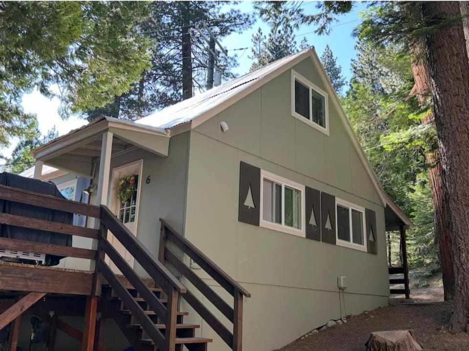 Cabin #6 Cabin in Tuolumne County
