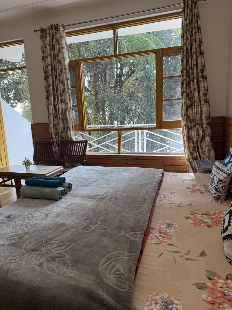 Bed, View (from property/room), Balcony/Terrace, Living room, Photo of the whole room, Seating area, Bedroom