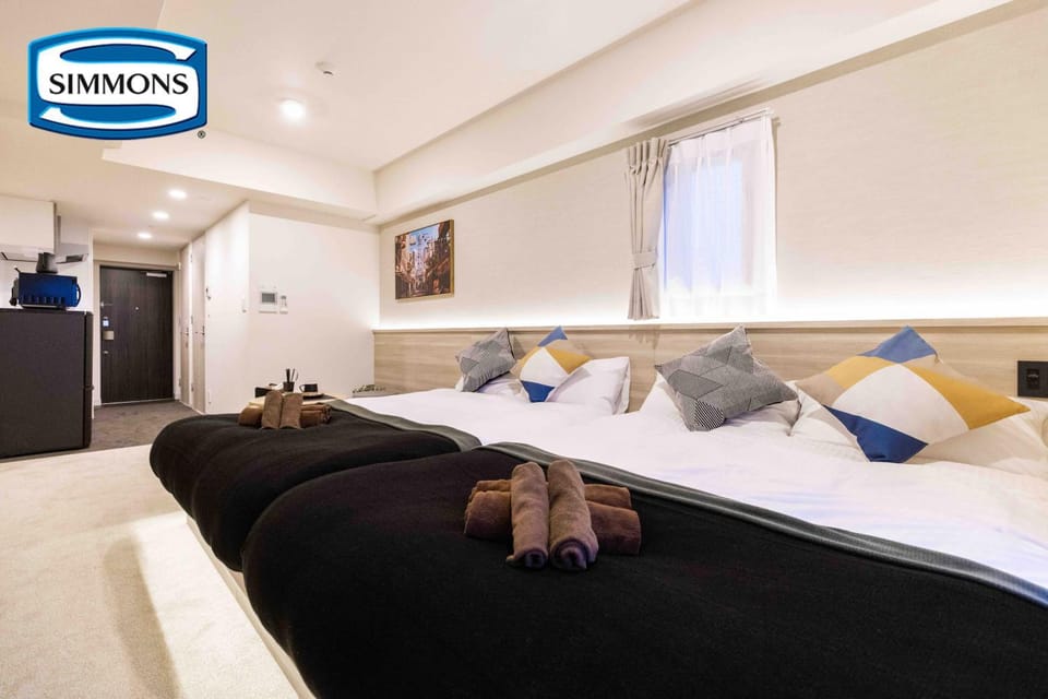 Bed, TV and multimedia, Photo of the whole room, Bedroom, towels