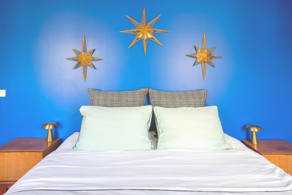 Bed, Bedroom