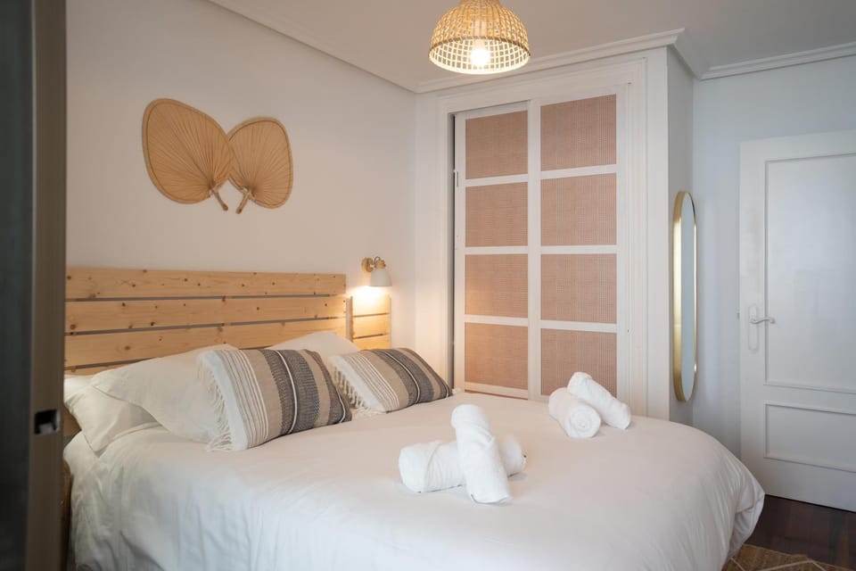 MENDILAUTA Apartment in Zarautz