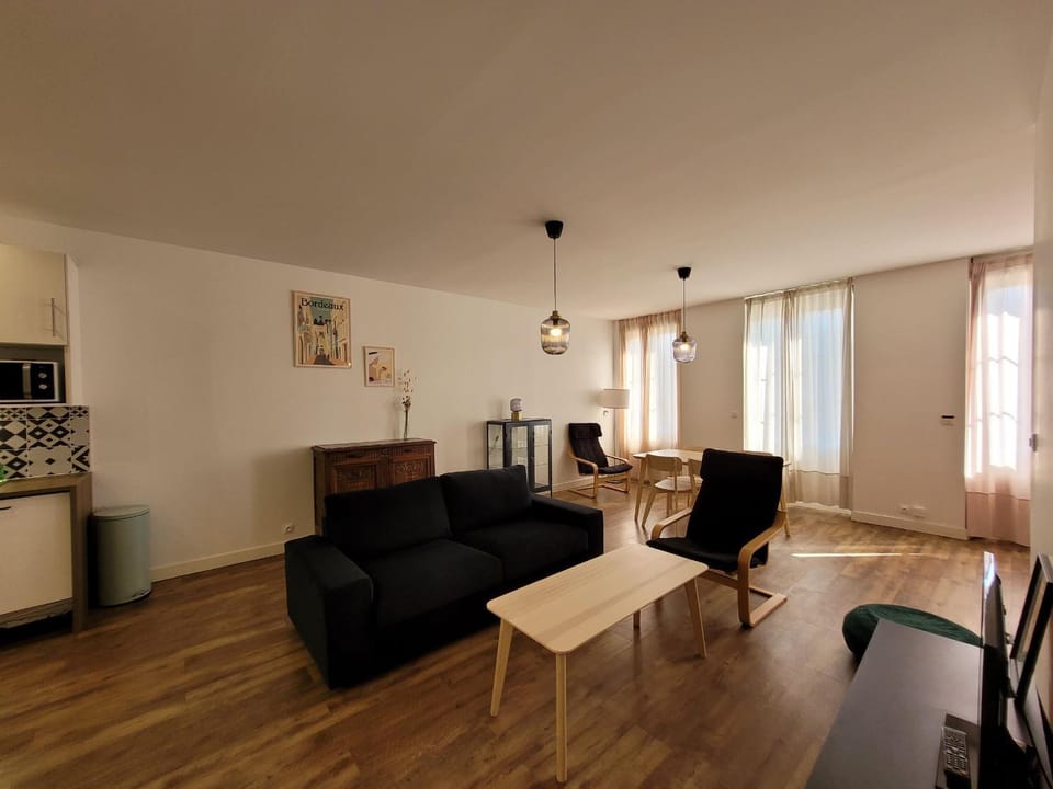 Communal lounge/ TV room, Living room