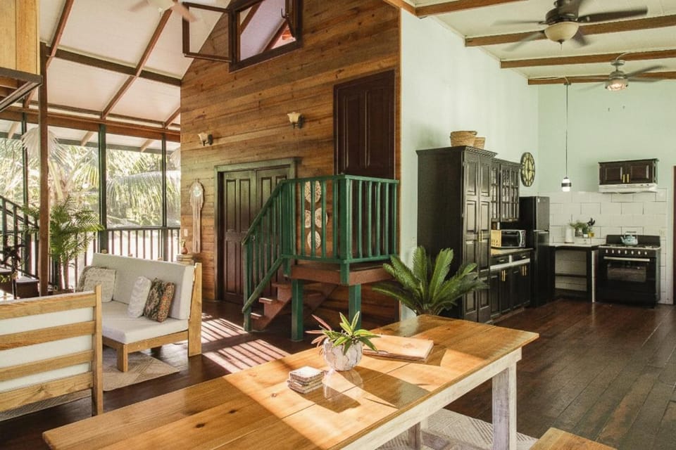 Casa de Mono Bocas Bed and Breakfast in Bocas del Toro Province