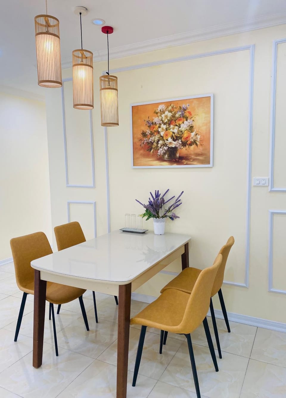 Seating area, Dining area