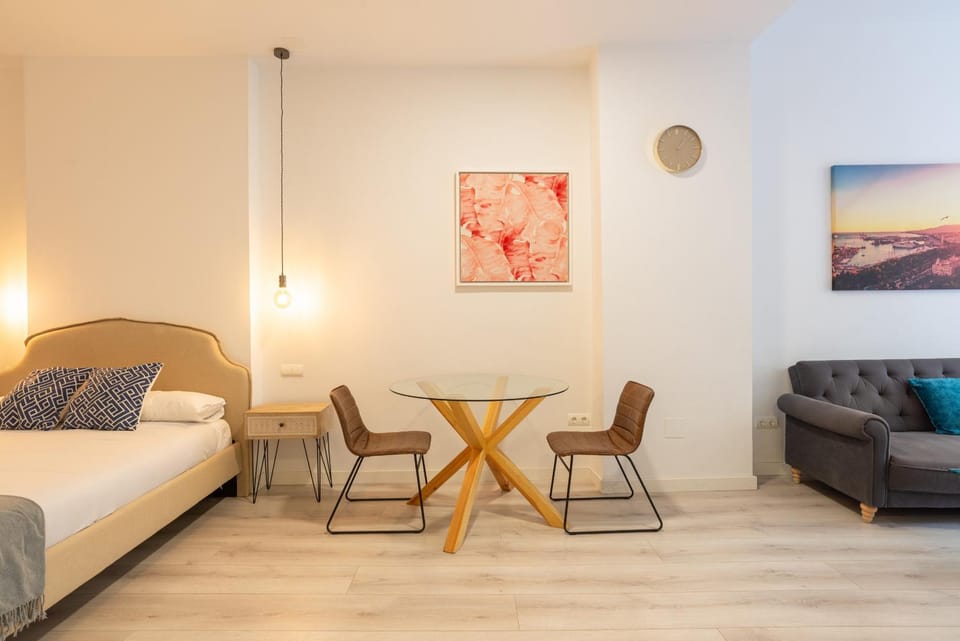 Urbe10 Plaza de la Constucion Premium Loft Apartment in Malaga