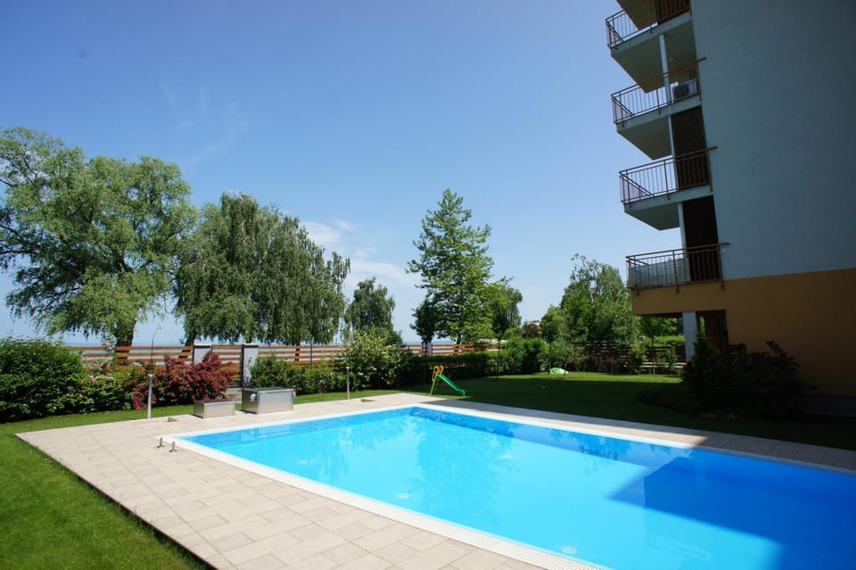 Property building, Swimming pool