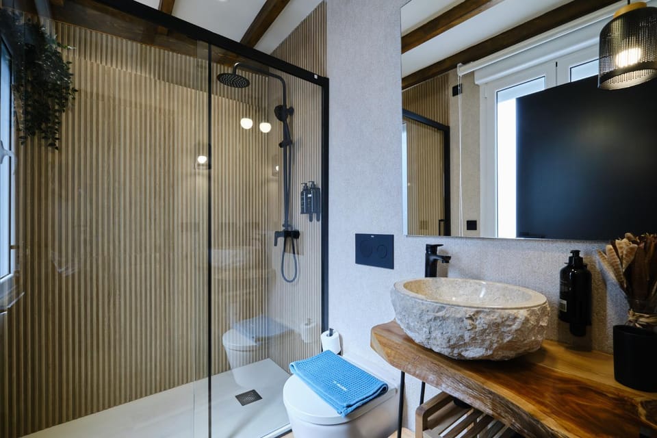 Shower, Bathroom, towels