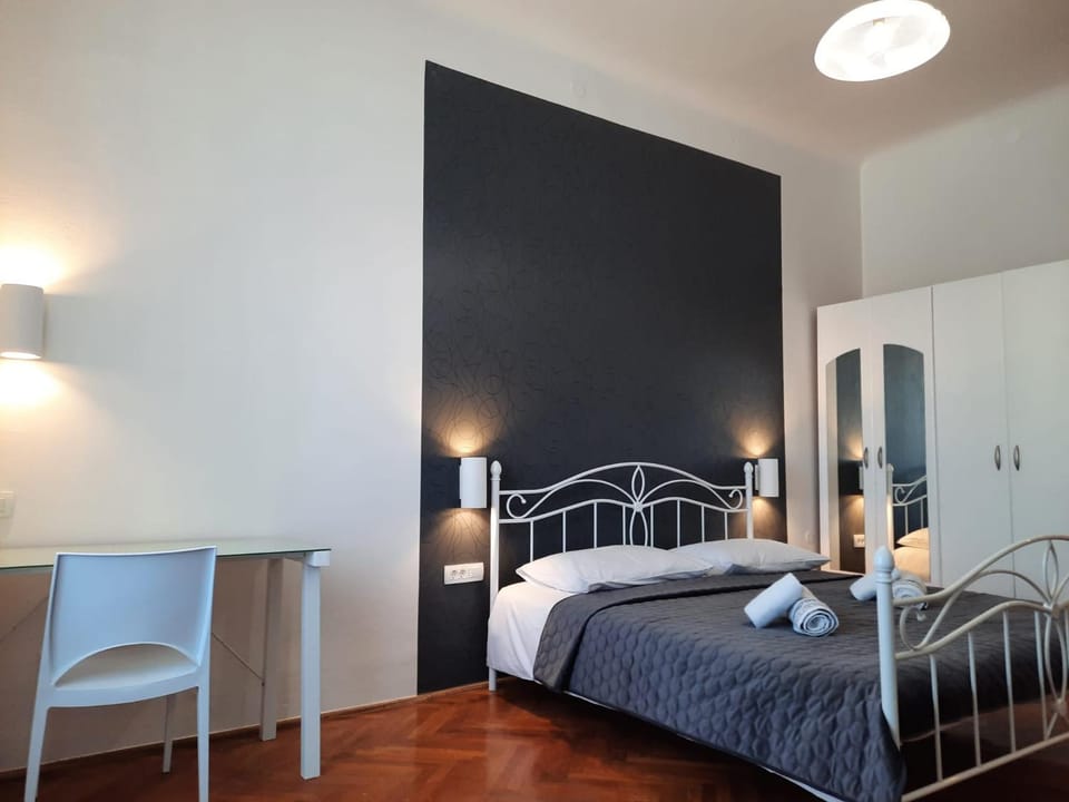 Bed, Bedroom, wardrobe