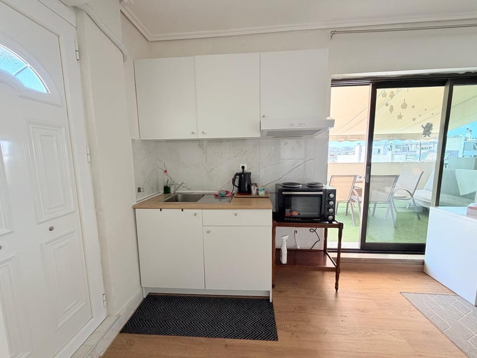 Top floor apartment Apartment in South Athens
