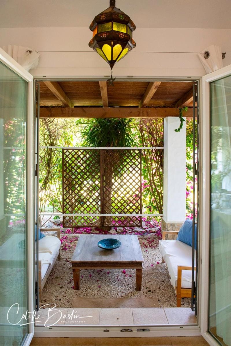 Bathroom, Balcony/Terrace, Garden view