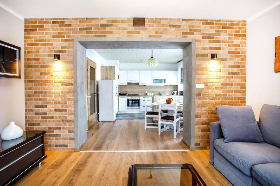 TV and multimedia, Living room, Dining area