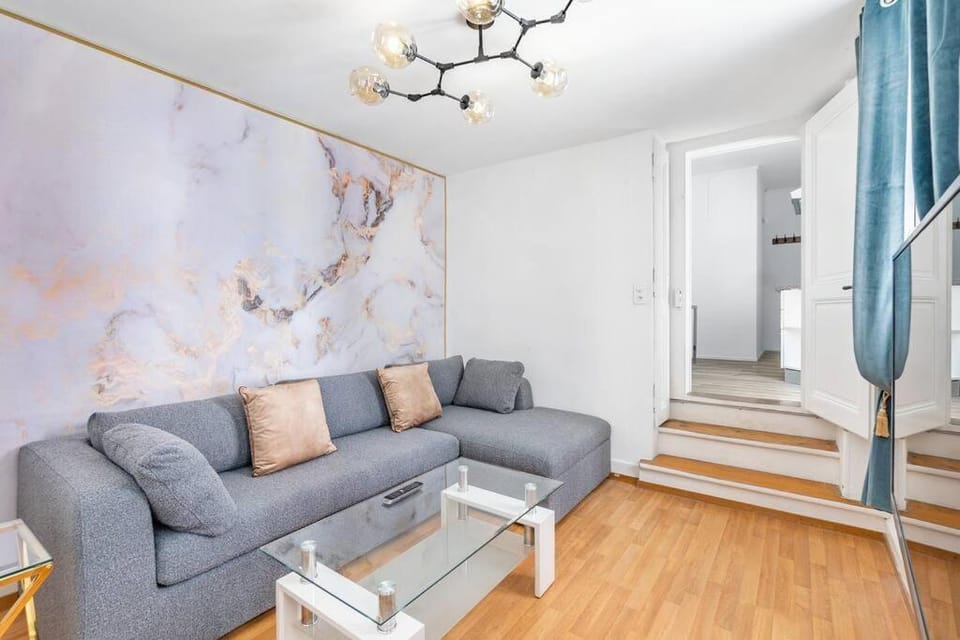 Exquisite one-bedroom apartment on Av du Casino Apartment in Montreux