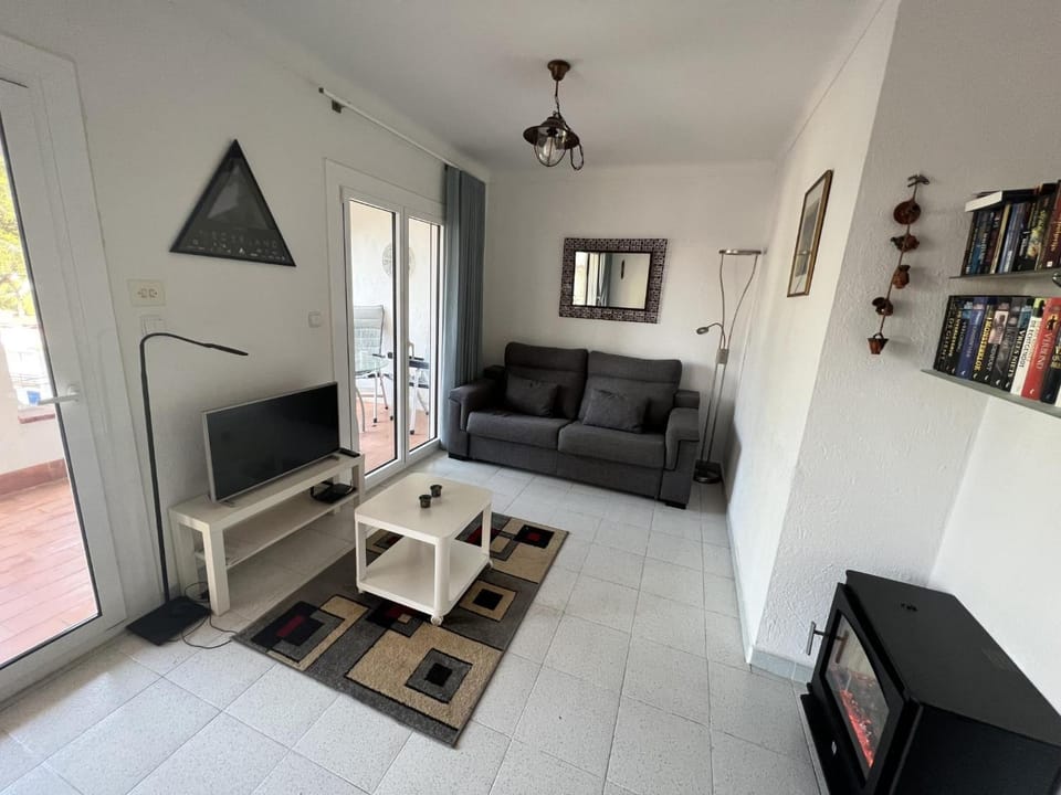 Communal lounge/ TV room, Seating area