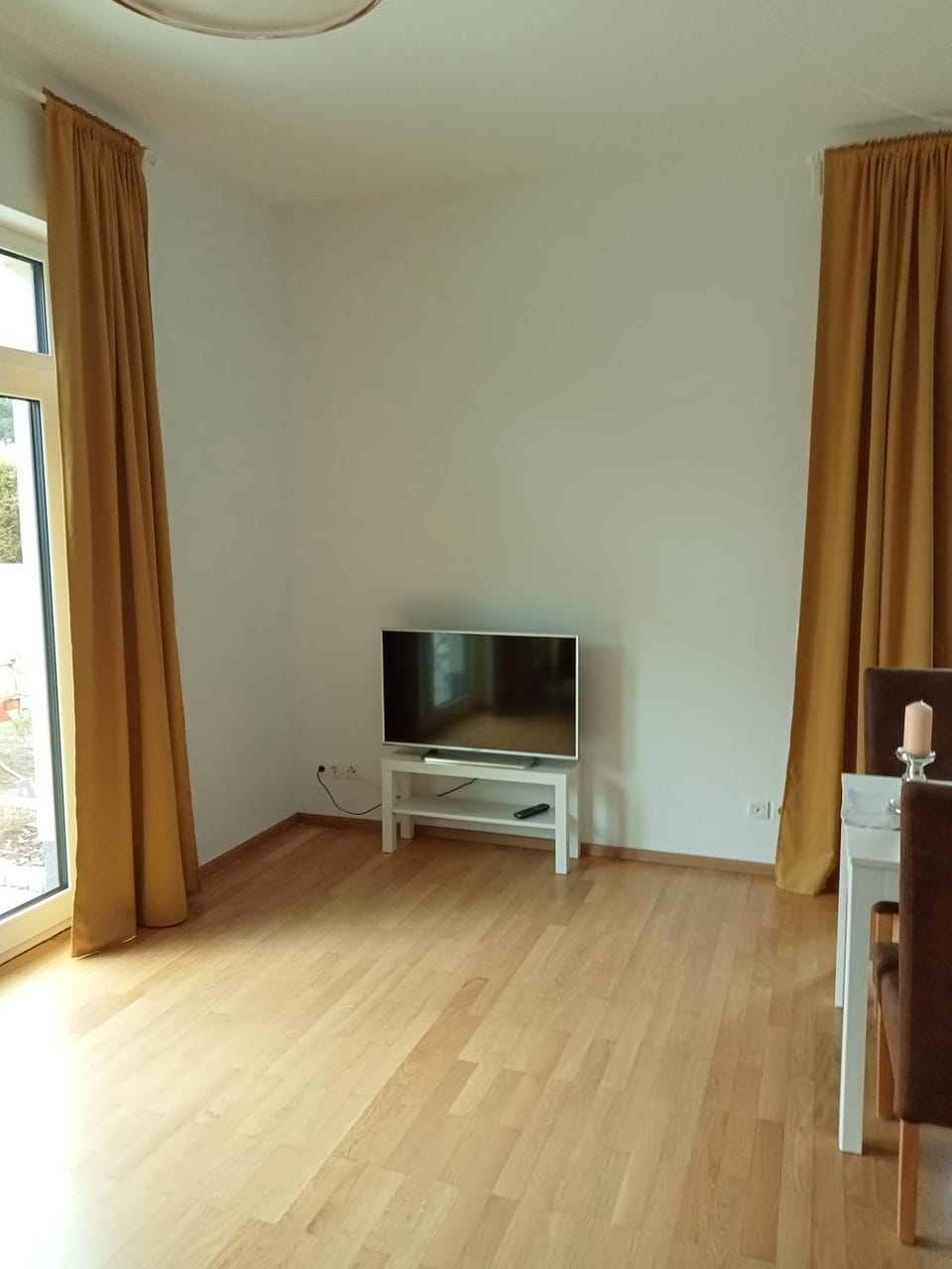 Communal lounge/ TV room, Evening entertainment