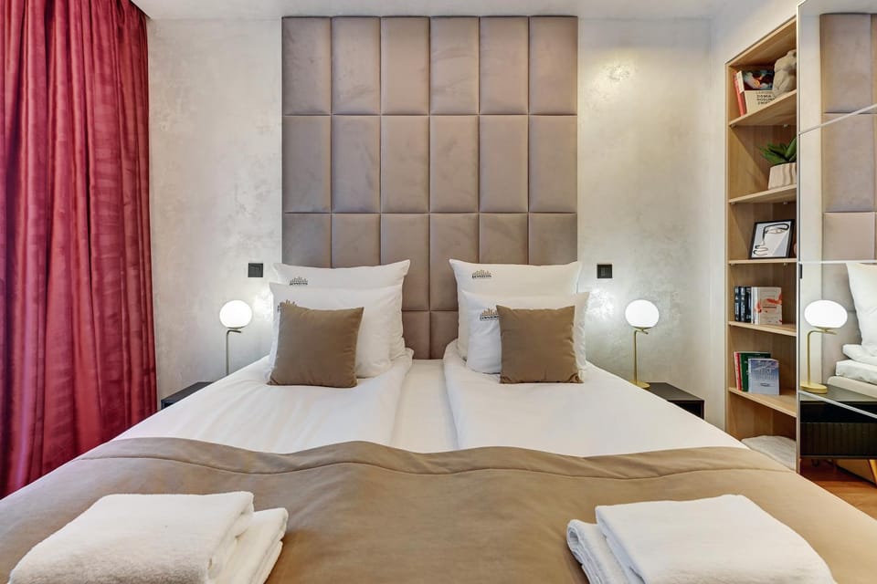 Bed, Photo of the whole room, Bedroom, towels, wardrobe