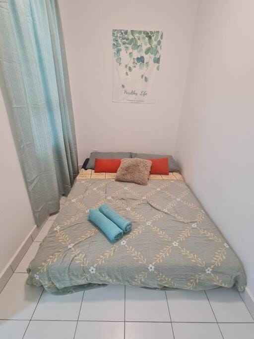 Impiria Residensi #Link Aeon Mall Klang 4BR3Bath Apartment in Selangor, Malaysia