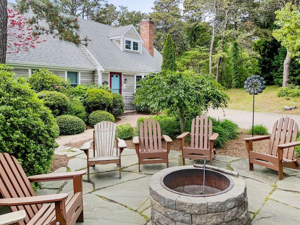 The Heron's Nest - Sea Breezes Sweet Dreams House in South Chatham