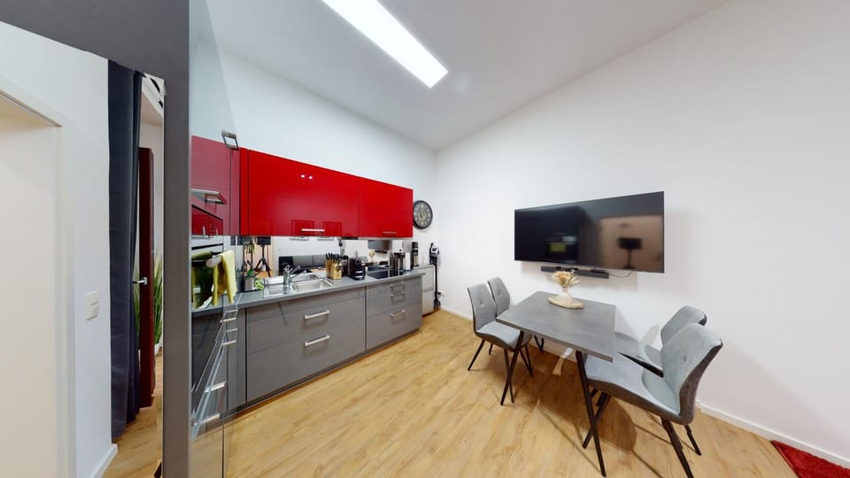 TV and multimedia, Kitchen or kitchenette, Dining area, pet friendly, stove