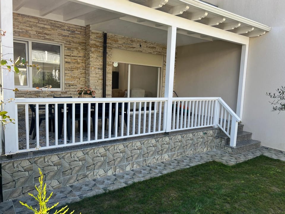 Property building, Patio, Day, View (from property/room), Balcony/Terrace