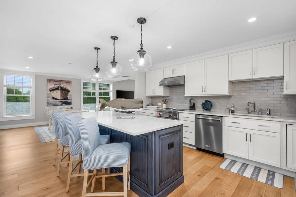 Perfect Rx: Luxury Condo in Downtown Harwich House in Harwich