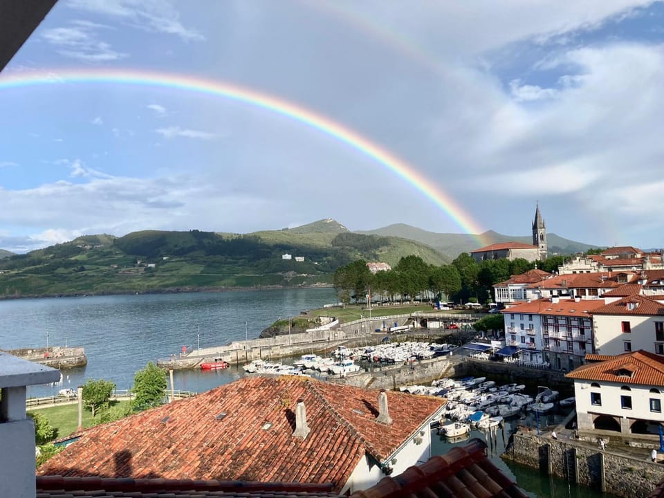 APARTAMENTOS ARATUSTE - News a estrenar Apartment in Mundaka