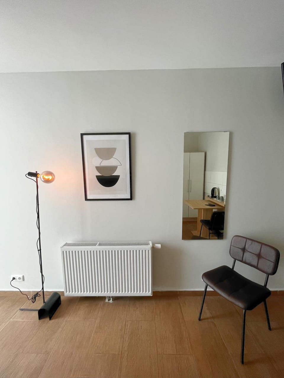 Seating area, internet
