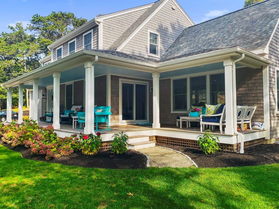 Chatham Luxury Retreat—Porch, Art Family Fun House in Harwich